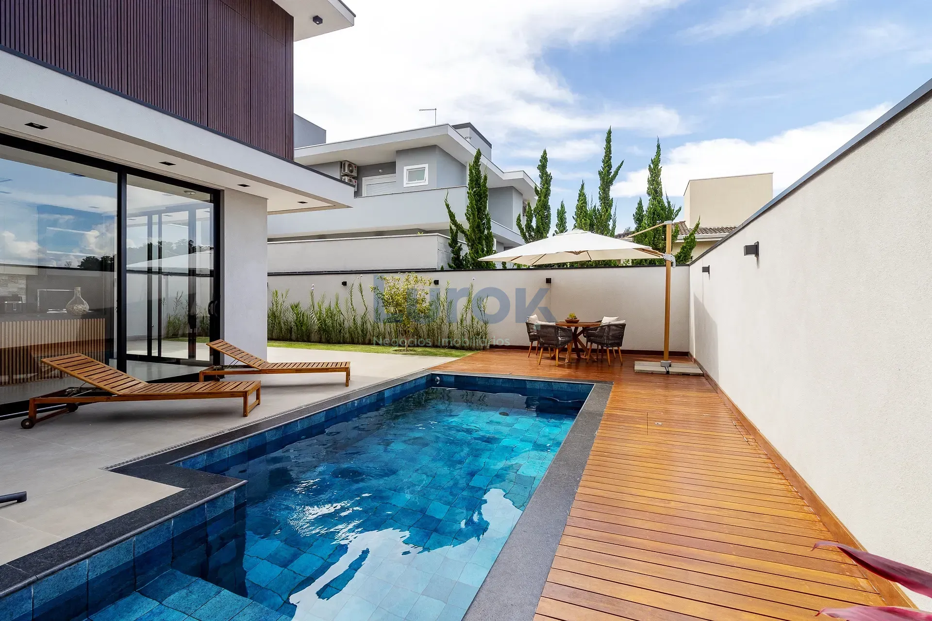 Casa, 4 quartos, 250 m² - Foto 39
