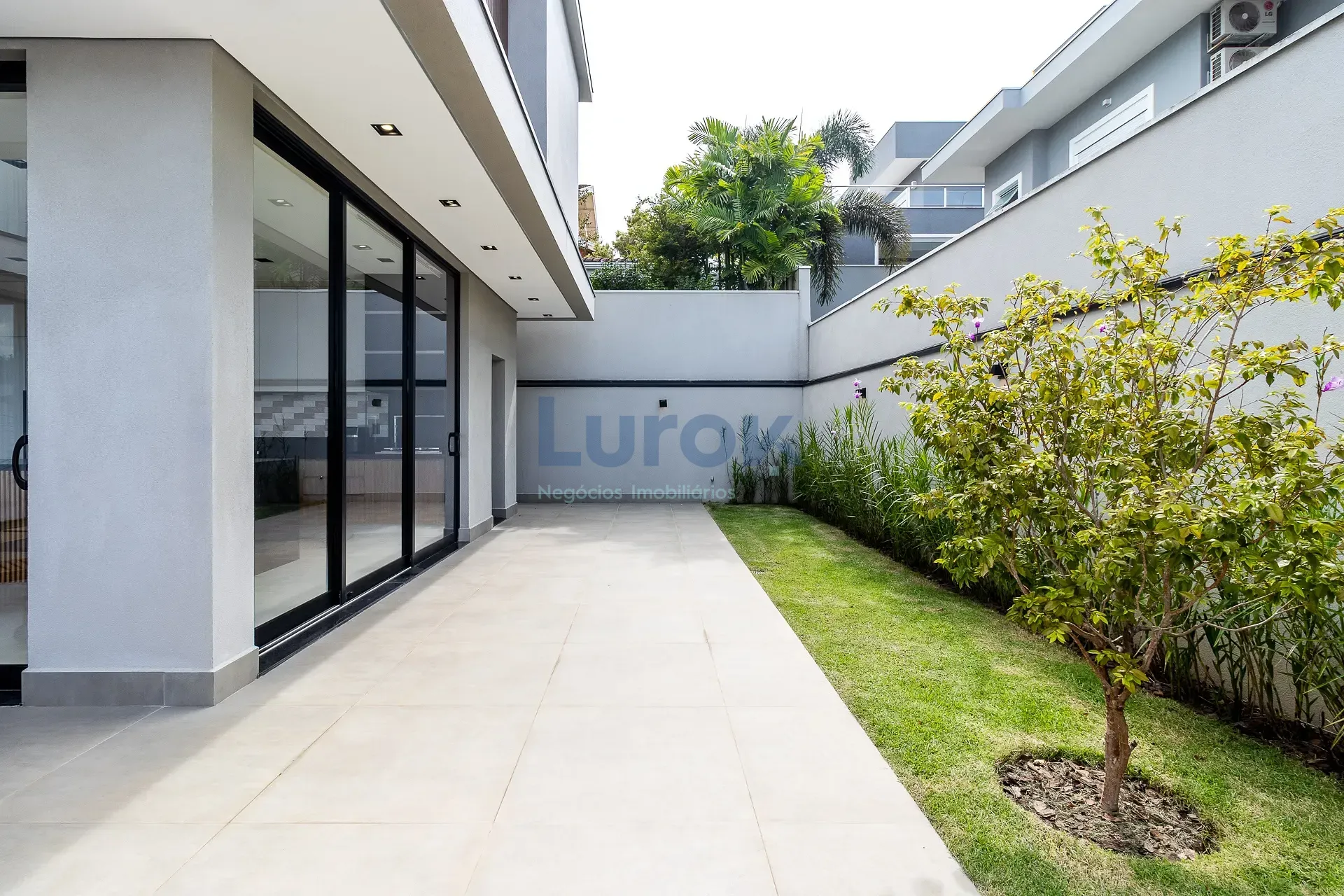 Casa, 4 quartos, 250 m² - Foto 47