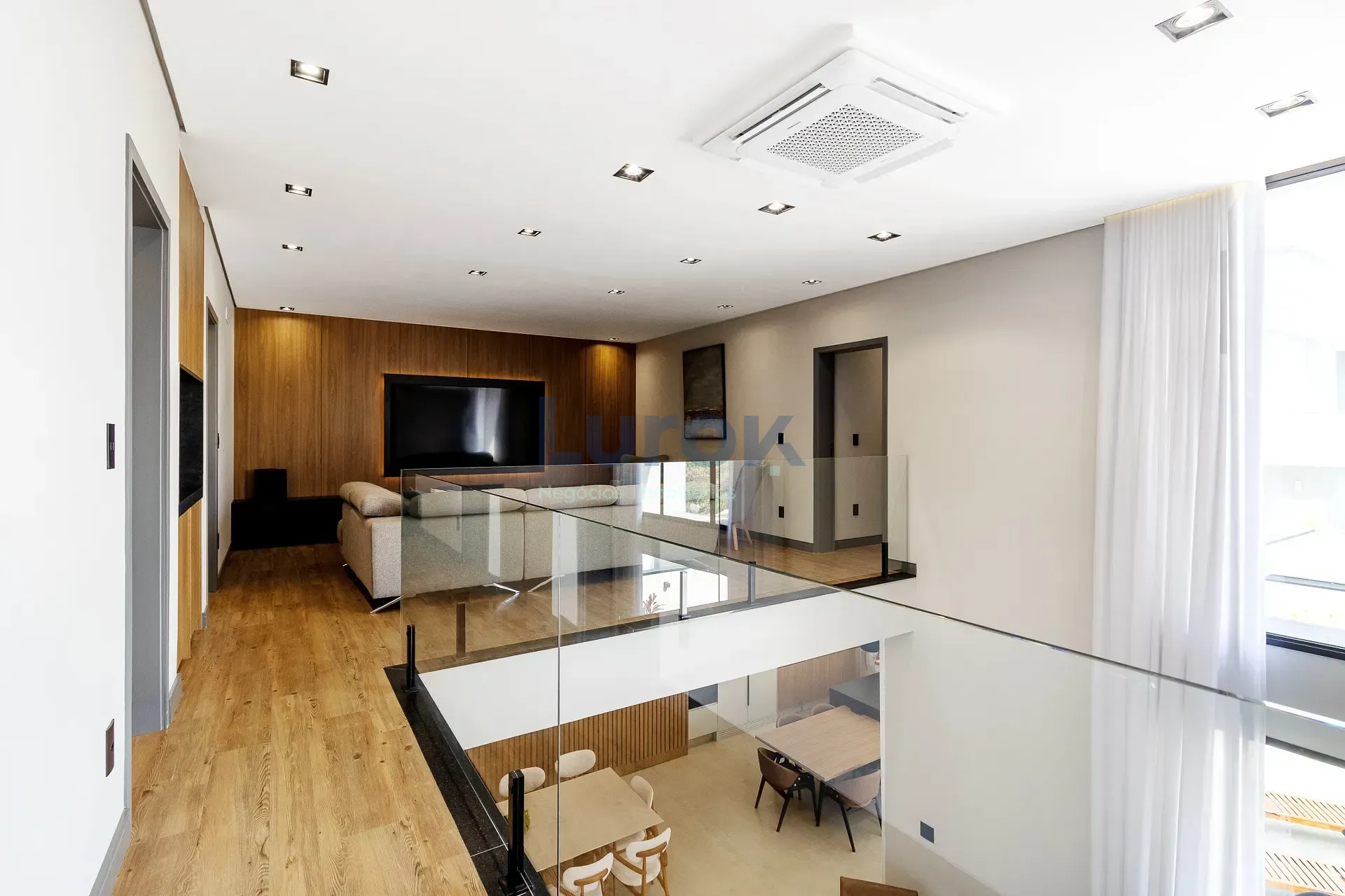 Casa, 4 quartos, 250 m² - Foto 49