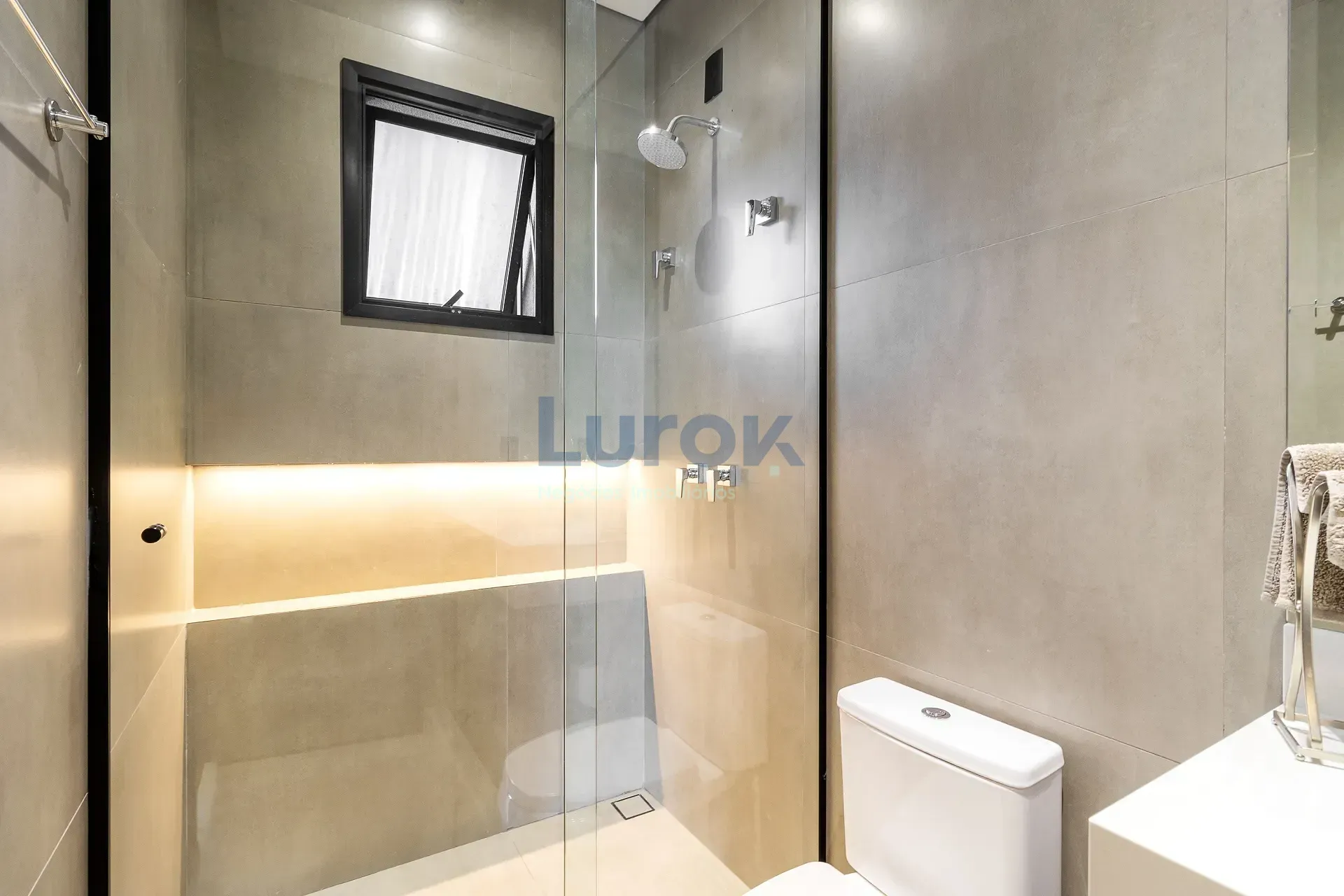 Casa, 4 quartos, 250 m² - Foto 57