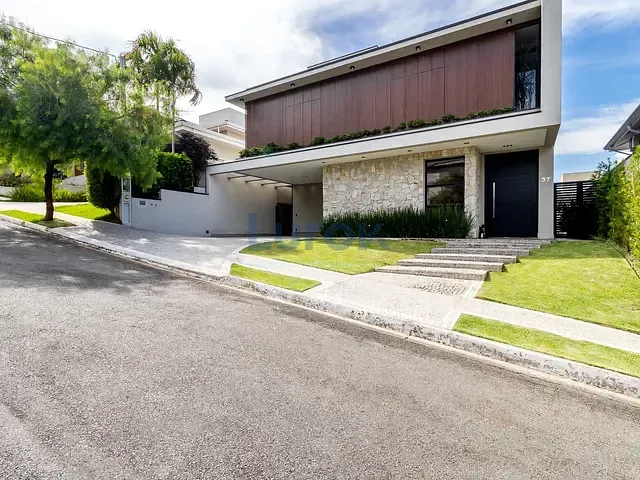 Casa 4 quartos e 6 banheiros, à venda ou para alugar, no bairro Jardim Recanto em Valinhos