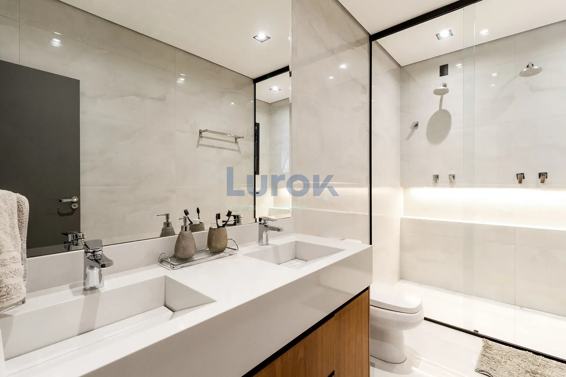 Casa, 4 quartos, 250 m² - Foto 74