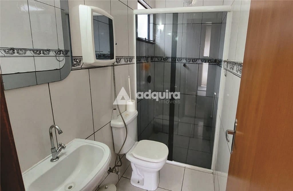 Casa à venda com 2 quartos, 127m² - Foto 3
