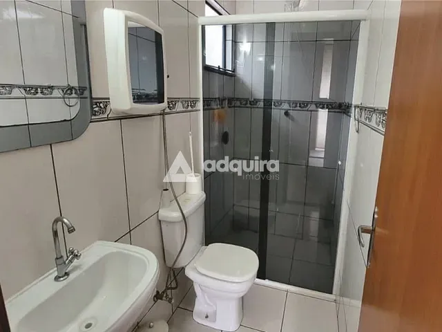 Casa com 319m² 2 quartos e 1 banheiro, à venda, no bairro Contorno em Ponta Grossa