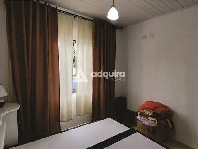 Casa com 319m² 2 quartos e 1 banheiro, à venda, no bairro Contorno em Ponta Grossa