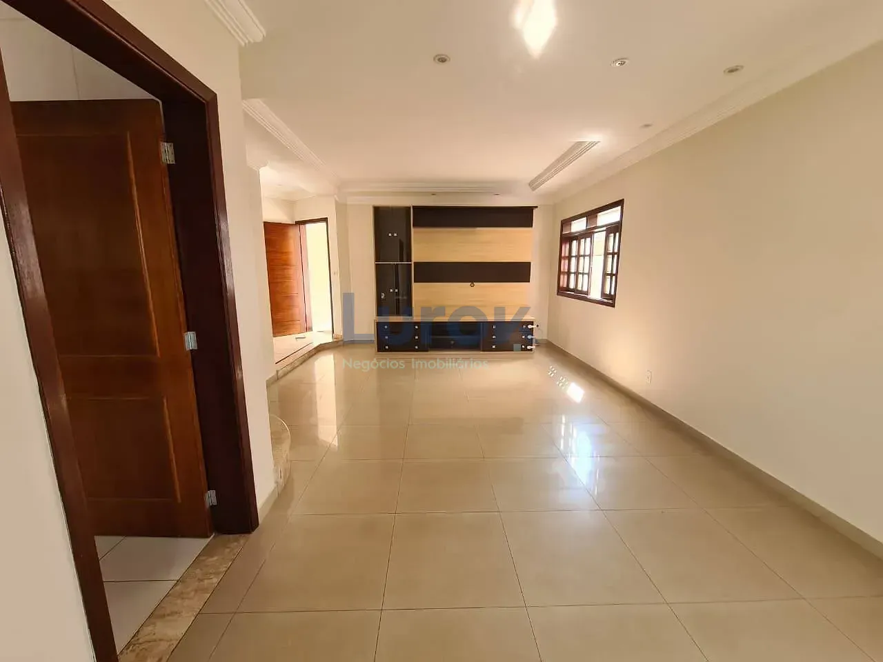 Casa, 4 quartos, 230 m² - Foto 5