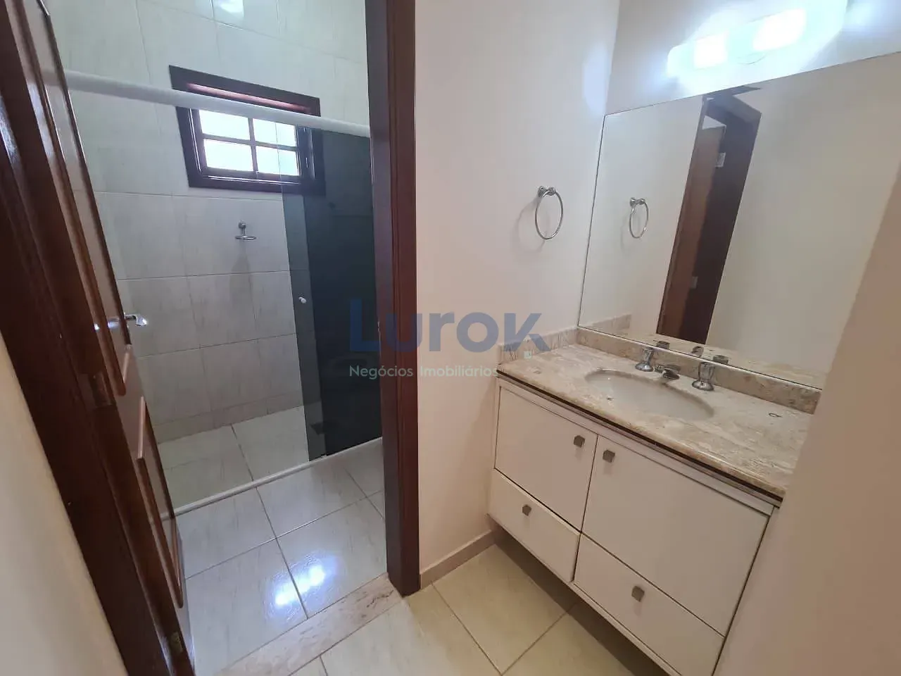Casa, 4 quartos, 230 m² - Foto 22