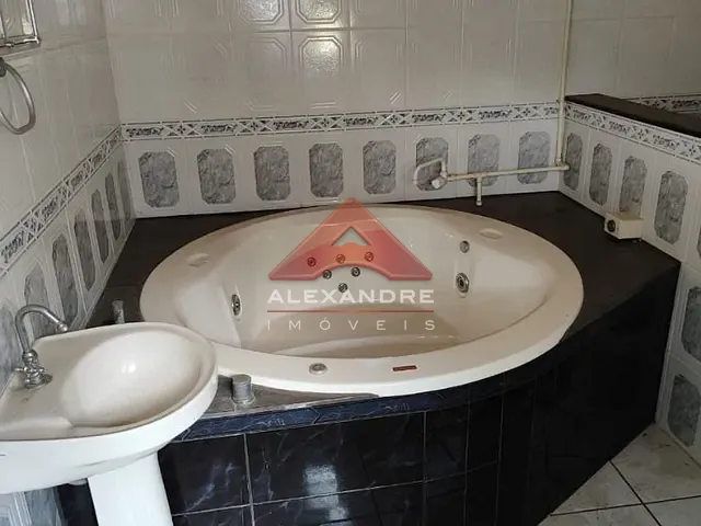 Casa com 125m² 4 quartos e 5 banheiros, à venda, no bairro Jardim Ismênia em São José dos Campos