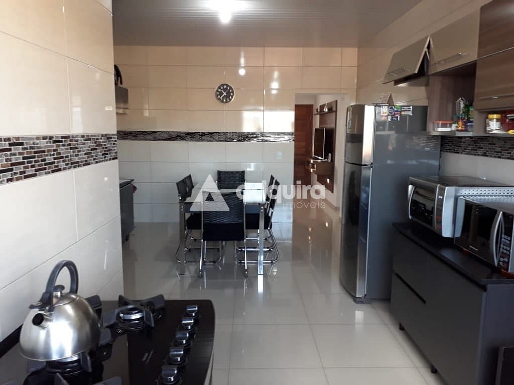Casa à venda com 5 quartos, 179m² - Foto 5