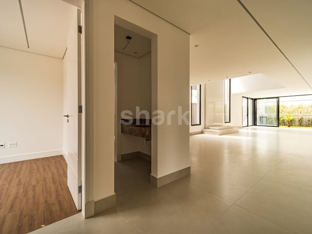 Casa com 491m² 6 quartos e 7 banheiros, à venda, no bairro Residencial Tambore em Barueri