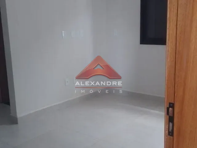 Casa com 280m² 3 quartos e 2 banheiros, à venda, no bairro Residencial Alta Vista 1 em Caçapava