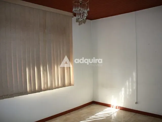 Casa com 495m² 3 quartos e 1 banheiro, à venda, no bairro Jardim Carvalho em Ponta Grossa