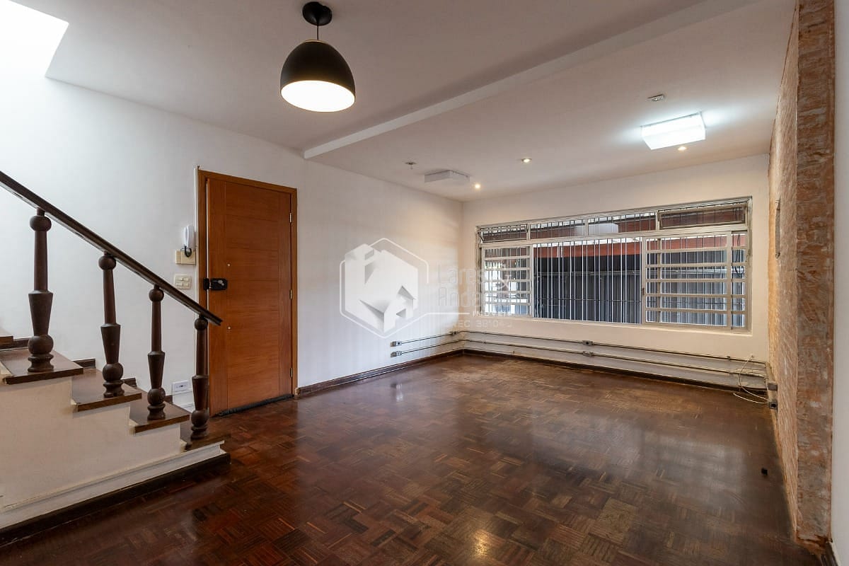 Casa à venda com 4 quartos, 190m² - Foto 4