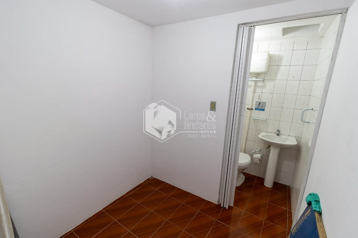 Casa à venda com 4 quartos, 190m² - Foto 13