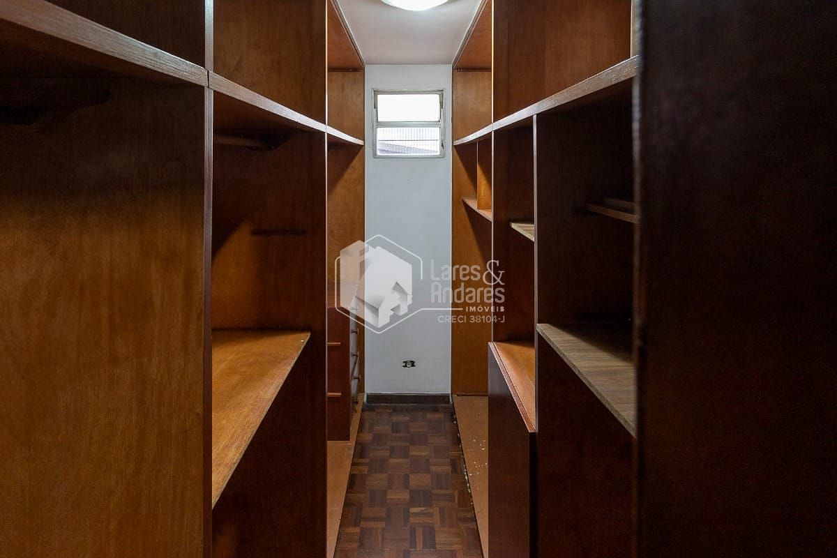 Casa à venda com 4 quartos, 190m² - Foto 22
