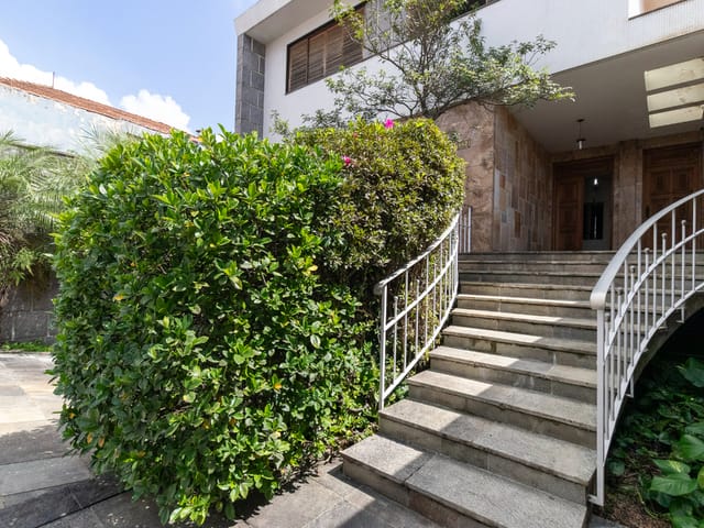 Casa com 400m² 3 quartos e 5 banheiros, à venda, no bairro Vila Carrão em São Paulo