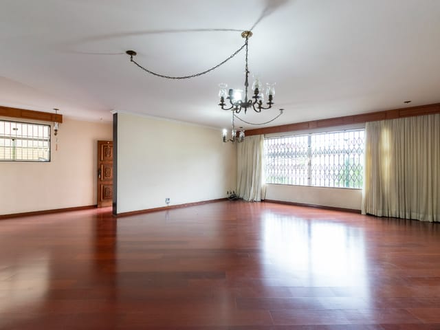 Casa com 400m² 3 quartos e 5 banheiros, à venda, no bairro Vila Carrão em São Paulo