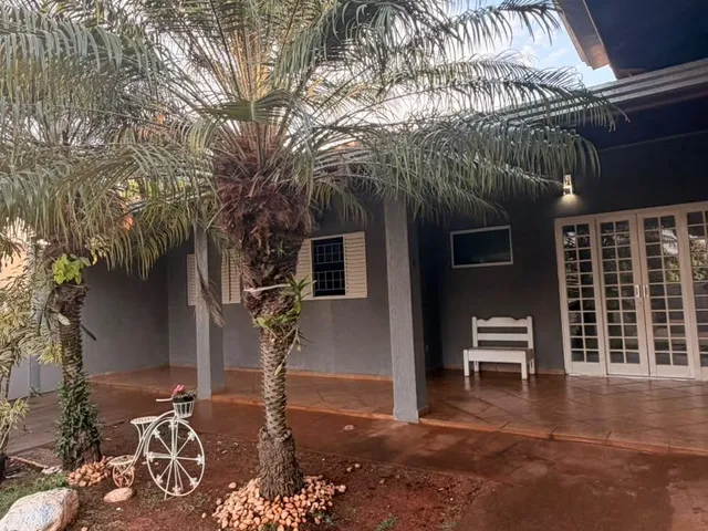 Foto do Casa - Casa térrea com piscina para locação ou venda no Jardim Santa Helena, Valinhos | Lurok Imobiliaria Ltda