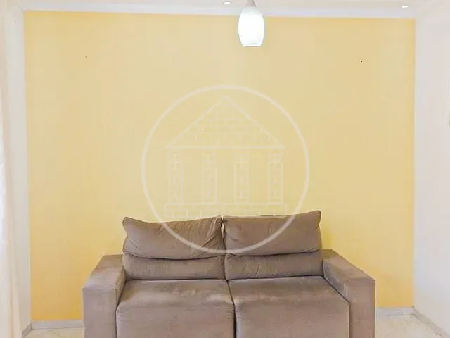 Casa com 220m² 3 quartos e 1 banheiro, à venda, no bairro Vila Joana em Jundiaí