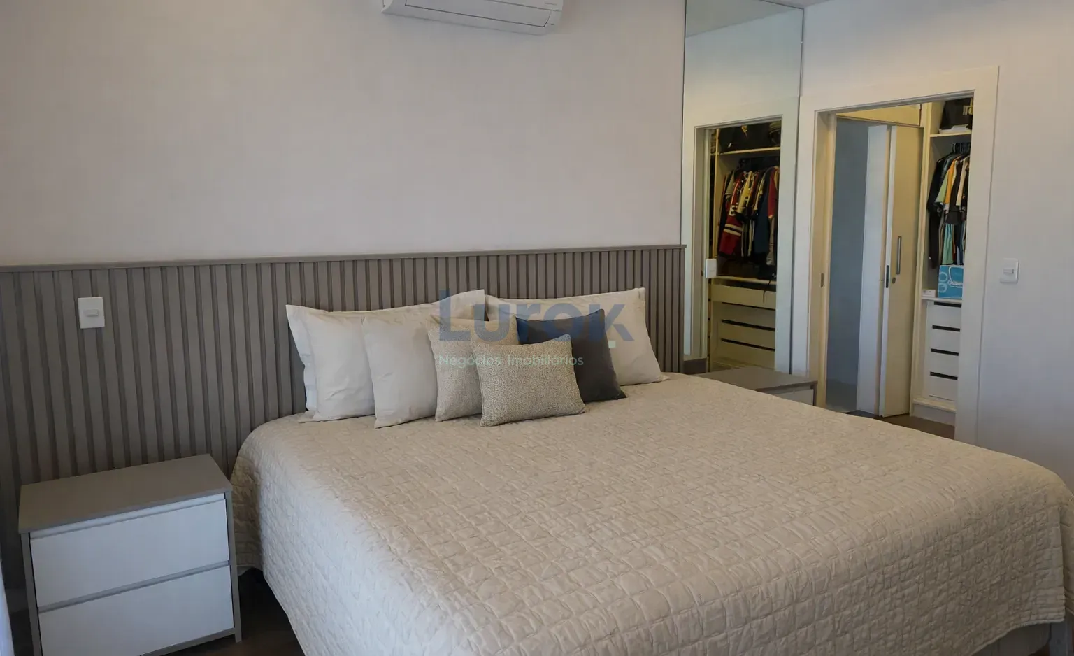 Casa, 3 quartos, 262 m² - Foto 23