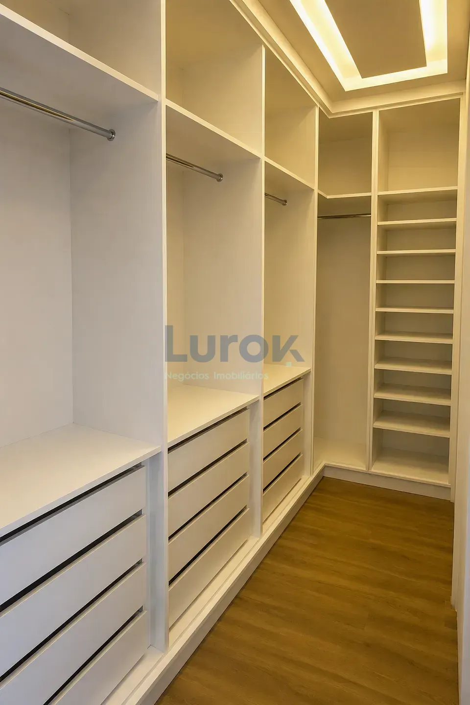 Casa, 3 quartos, 262 m² - Foto 25