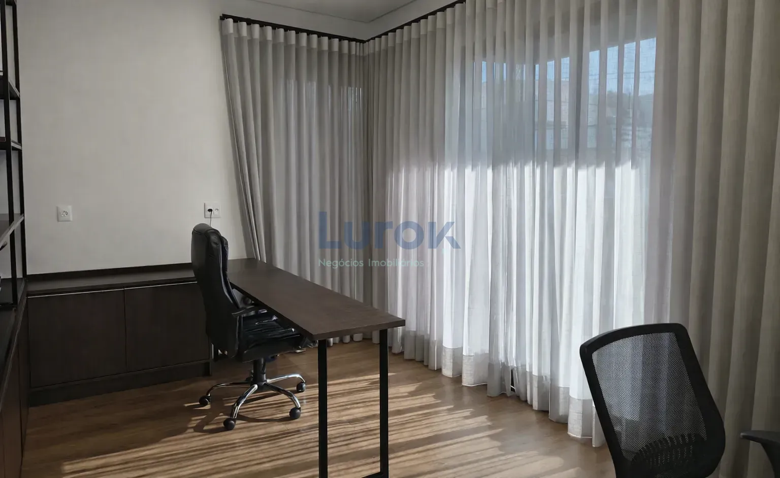 Casa, 3 quartos, 262 m² - Foto 35