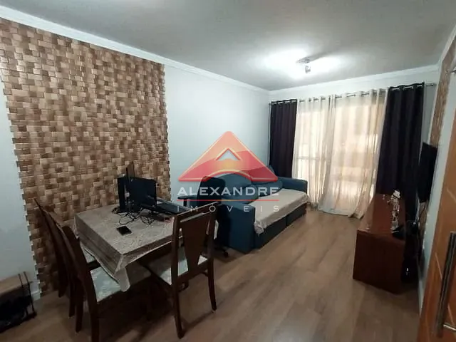 Casa com 160m² 3 quartos e 2 banheiros, à venda, no bairro Eugênio de Melo em São José dos Campos