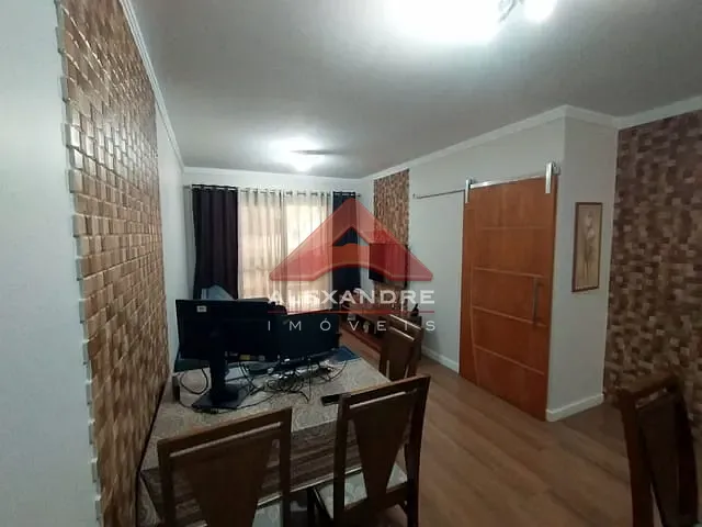 Casa com 160m² 3 quartos e 2 banheiros, à venda, no bairro Eugênio de Melo em São José dos Campos