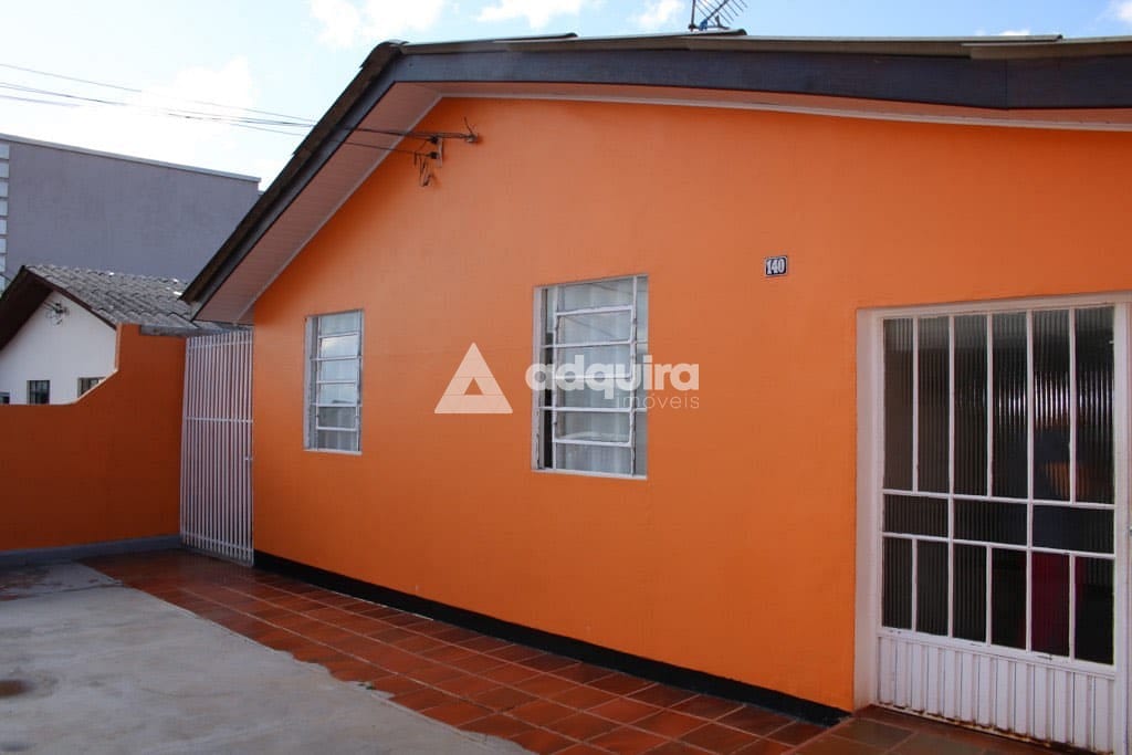 Casa à venda com 4 quartos, 128m² - Foto 1