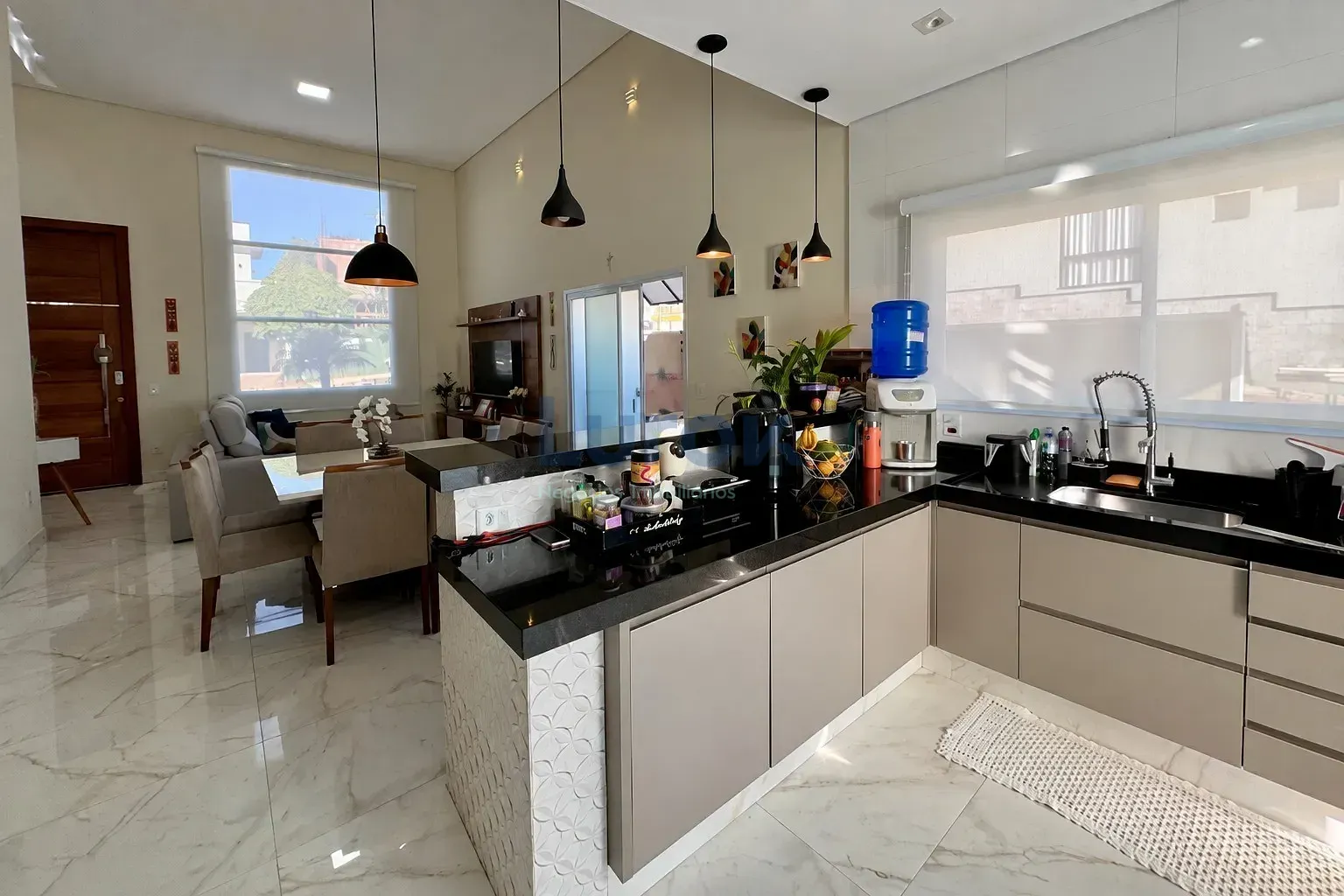Casa, 3 quartos, 211 m² - Foto 4