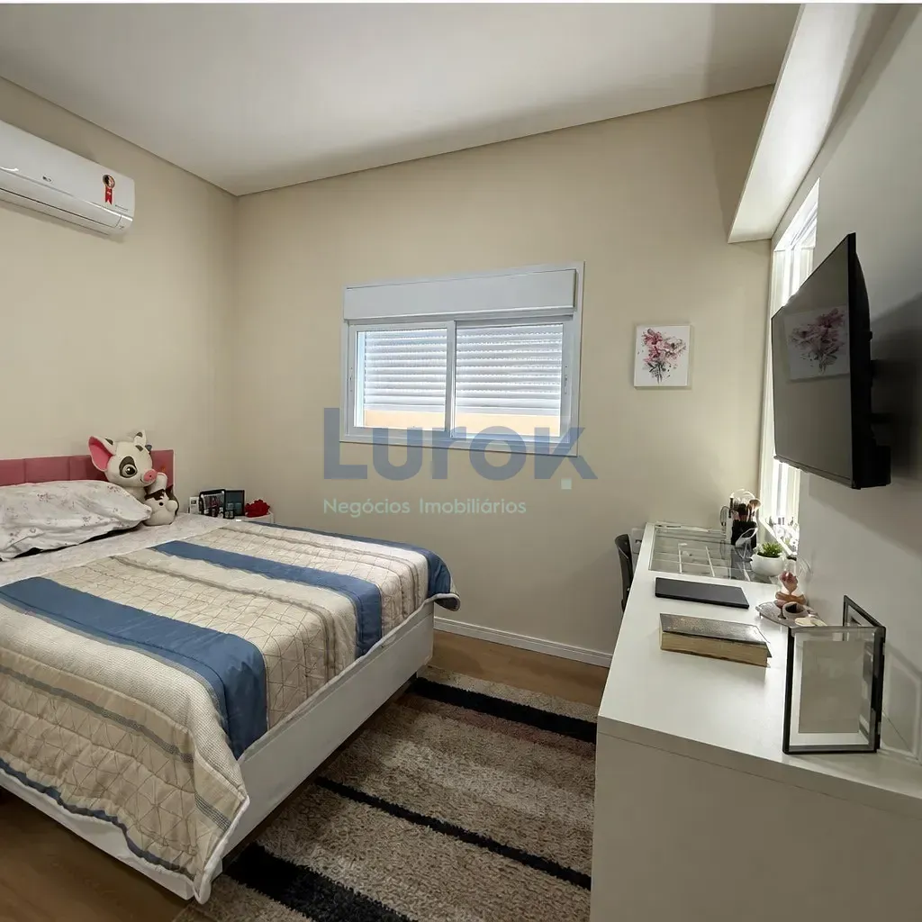 Casa, 3 quartos, 211 m² - Foto 7