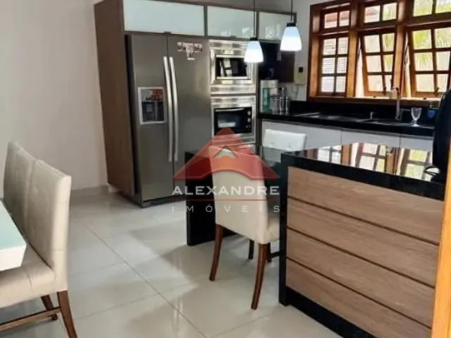 Casa com 125m² 3 quartos e 1 banheiro, à venda, no bairro Jardim São Vicente em São José dos Campos
