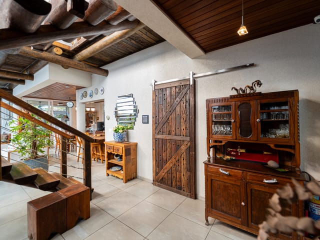 Casa com 300m² 4 quartos e 6 banheiros, à venda, no bairro Planalto Paulista em São Paulo
