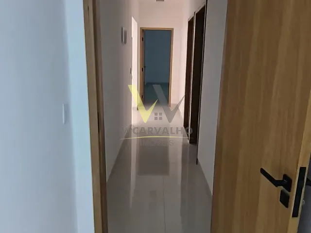 Casa com 300m² 3 quartos e 2 banheiros, à venda, no bairro Santa Cruz em Anápolis