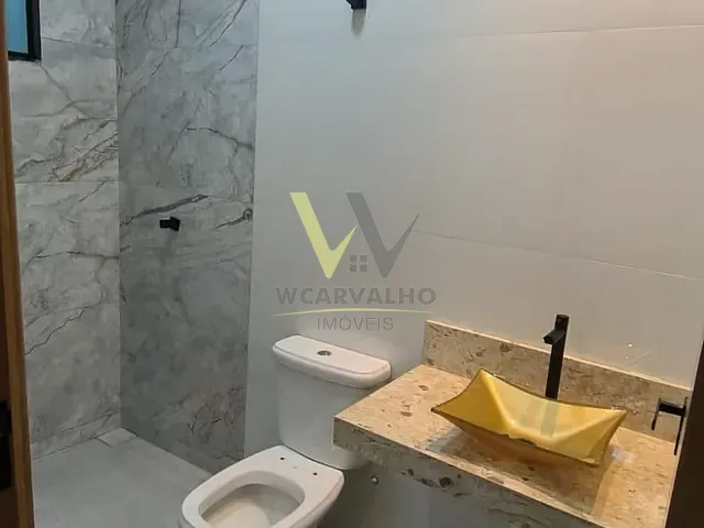 Casa com 300m² 3 quartos e 2 banheiros, à venda, no bairro Santa Cruz em Anápolis