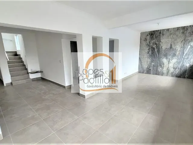 Casa com 135m² 3 quartos e 2 banheiros, à venda, no bairro Alvinópolis em Atibaia