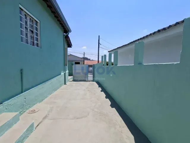 Casa com 300m² 2 quartos e 2 banheiros, para alugar, no bairro Jardim Jurema em Valinhos