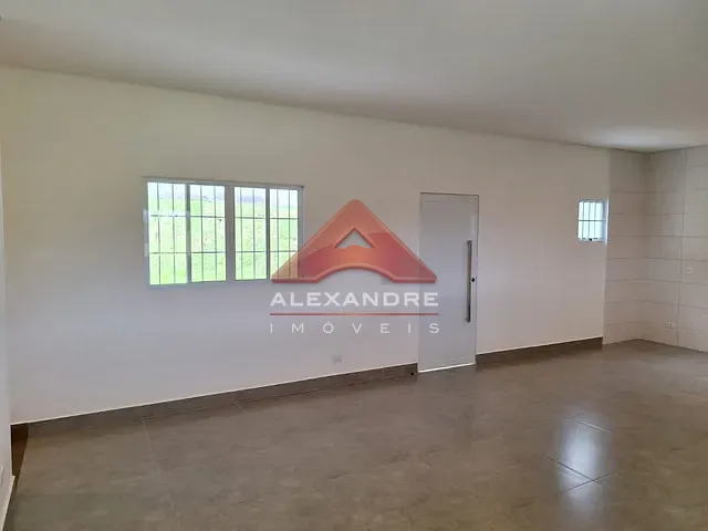 Casa com 1036m² 3 quartos e 2 banheiros, à venda, no bairro Condomínio Residencial Mantiqueira em São José dos Campos