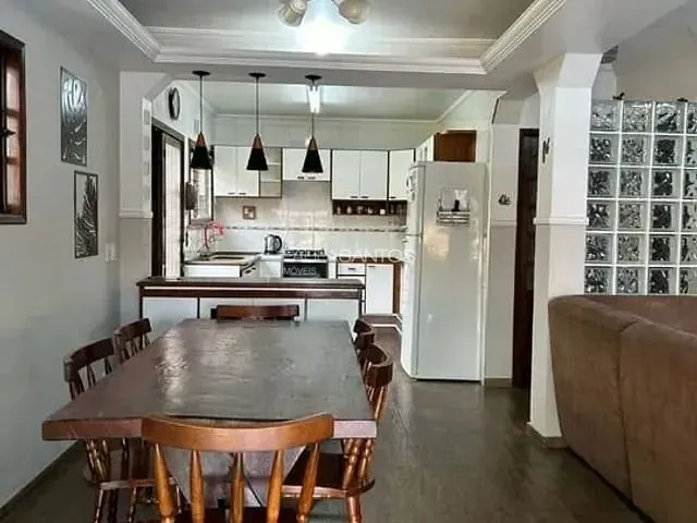 Casa com 202m² 3 quartos e 2 banheiros, à venda, no bairro Éden em Sorocaba