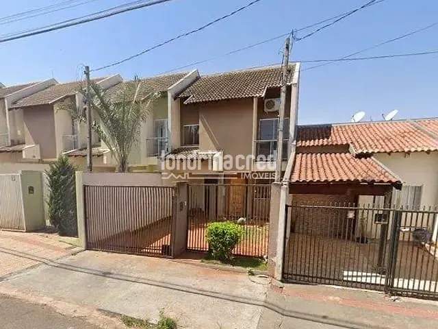 Casa à venda, no bairro Jardim São Paulo em Londrina