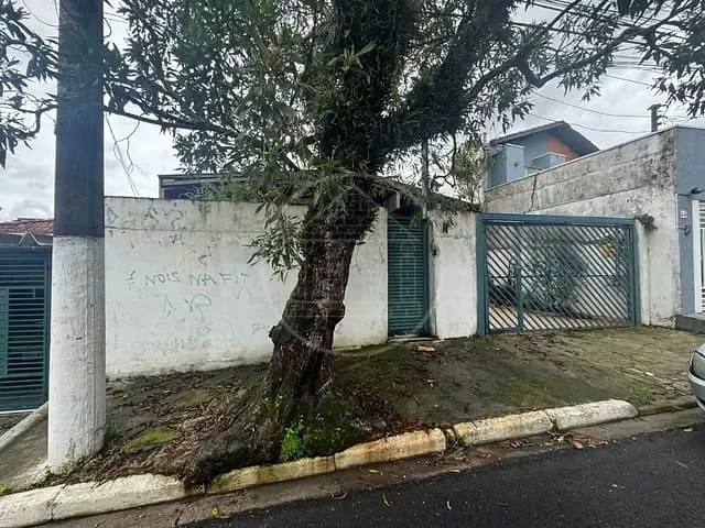 Casa com 339m² 3 quartos e 2 banheiros, à venda ou para alugar, no bairro Vila Santo Antônio em São Paulo