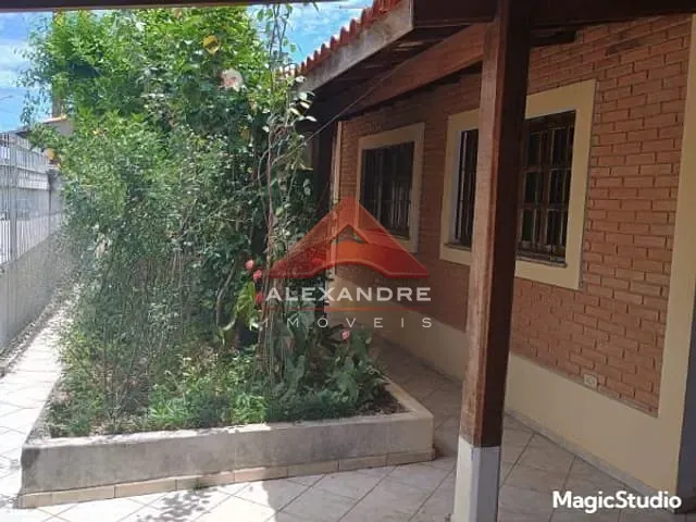 Casa com 250m² 2 quartos e 1 banheiro, à venda, no bairro Jardim Ismênia em São José dos Campos