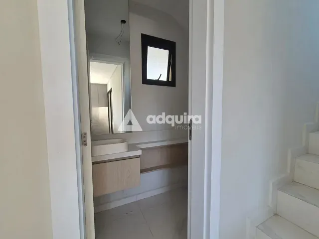 Casa 3 quartos e 1 banheiro, à venda, no bairro Colônia Dona Luíza em Ponta Grossa