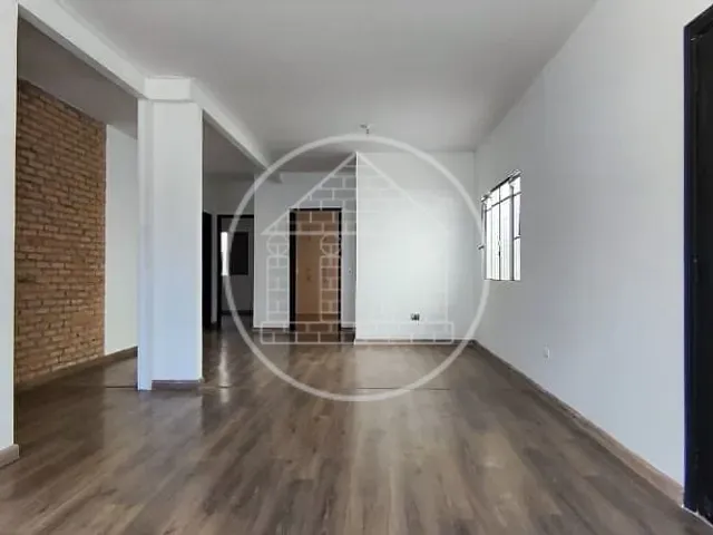 Casa com 250m² 3 quartos e 4 banheiros, à venda, no bairro Interlagos em São Paulo