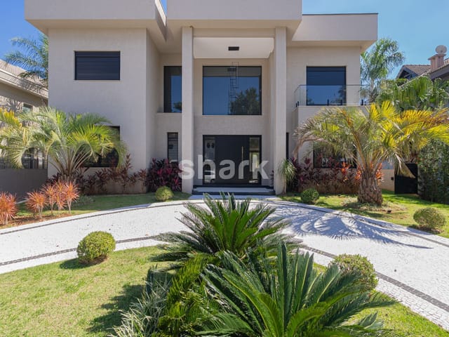 Casa com 800m² 6 quartos e 9 banheiros, à venda ou para alugar, no bairro Tamboré em Santana de Parnaíba