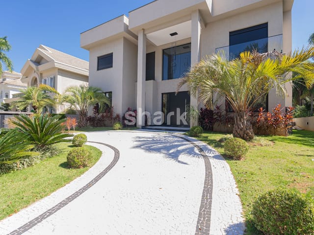 Casa com 800m² 6 quartos e 9 banheiros, à venda ou para alugar, no bairro Tamboré em Santana de Parnaíba