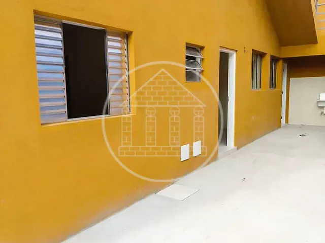 Prédio com 206m², à venda, no bairro Parque Alto do Rio Bonito em São Paulo