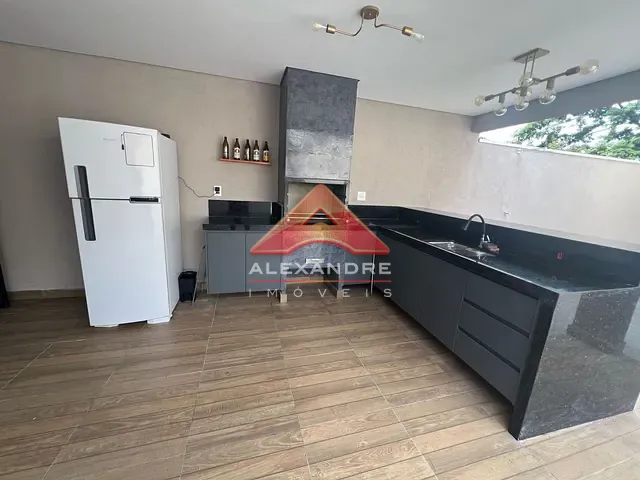 Casa com 191m² 3 quartos e 1 banheiro, à venda, no bairro Jardim Rodolfo em São José dos Campos