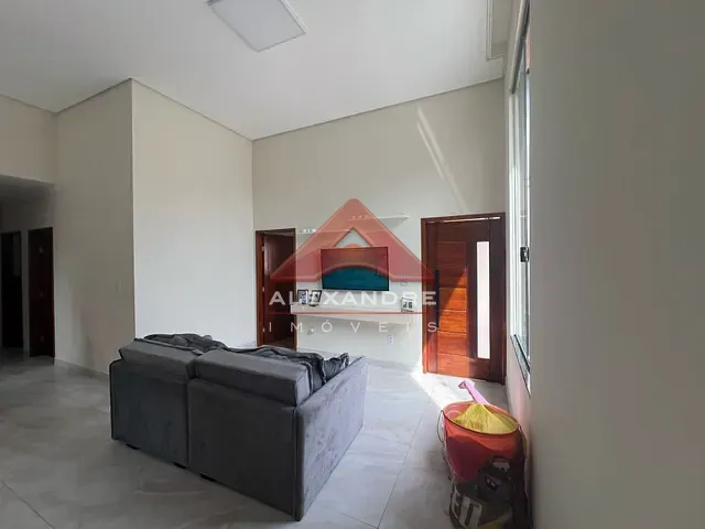 Casa com 191m² 3 quartos e 1 banheiro, à venda, no bairro Jardim Rodolfo em São José dos Campos