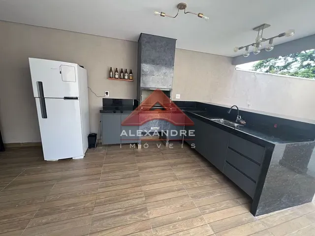 Casa com 191m² 3 quartos e 1 banheiro, à venda, no bairro Jardim Rodolfo em São José dos Campos